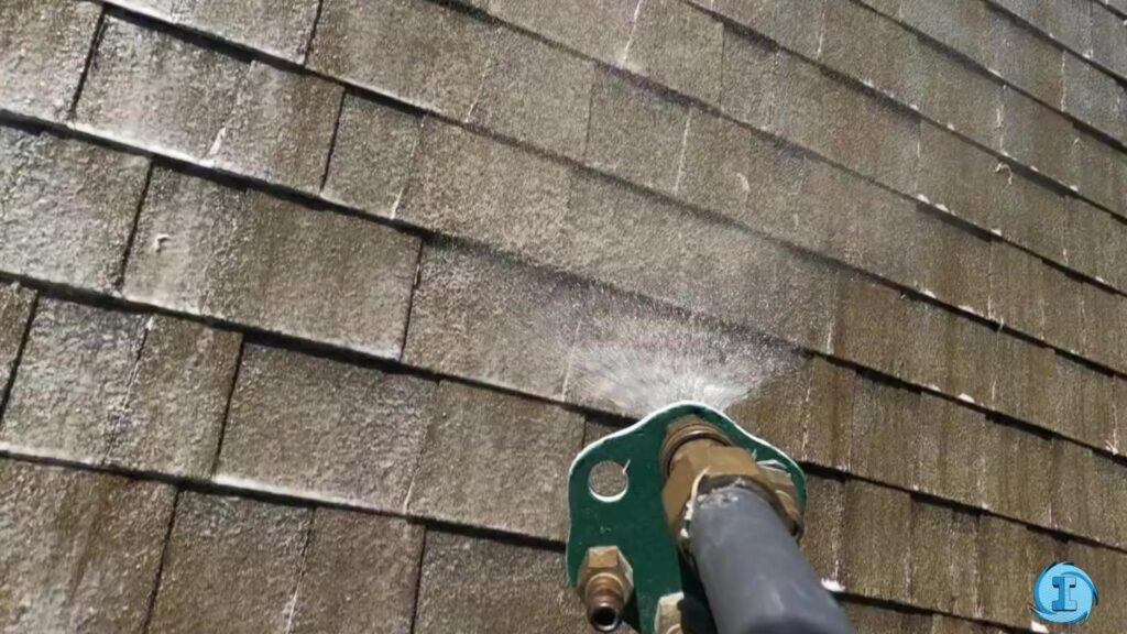 Fall essential roof cleaning services