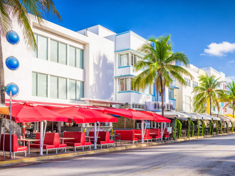 The Dangers of Neglecting Outdoor Cleaning at Your Restaurant