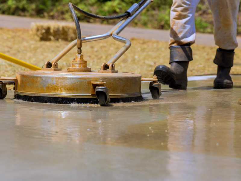 Understanding Soft Wash Cleaning vs. Pressure Washing